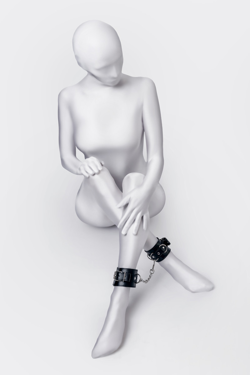 Поножи Anonymo 0153, PU кожа, черные